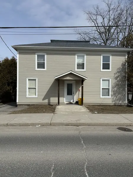 405 Prescott ST #3, North Grenville, ON K0G 1J0