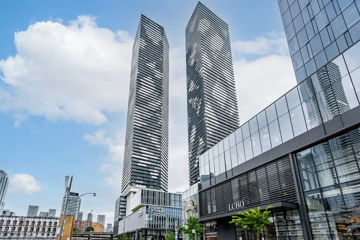 55 Cooper ST #5003, Toronto C08, ON M5E 0G1