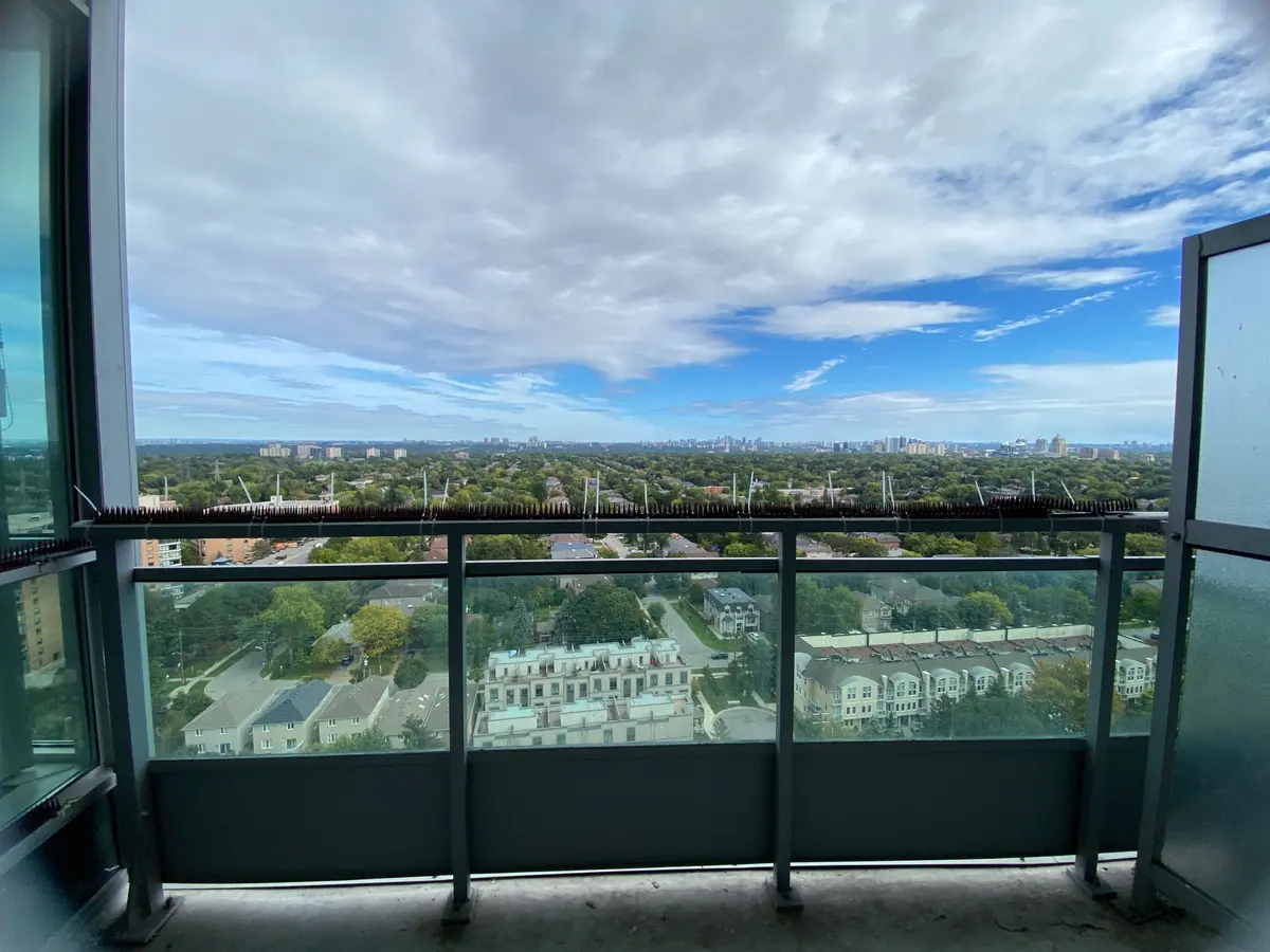 18 Holmes AVE #2001, Toronto C14, ON M2N 4L9