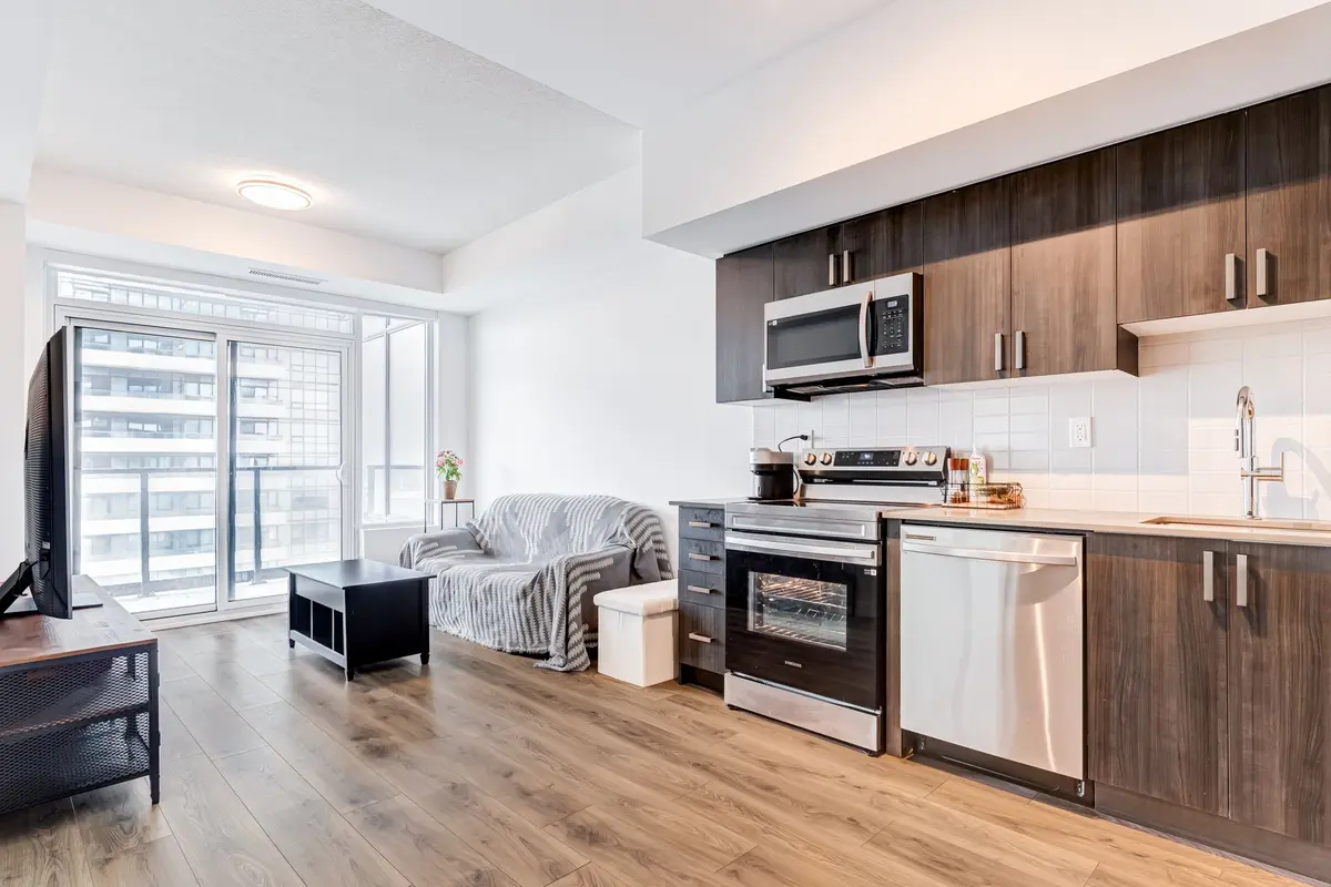 1435 Celebration DR #1707, Pickering, ON L1W 0C4