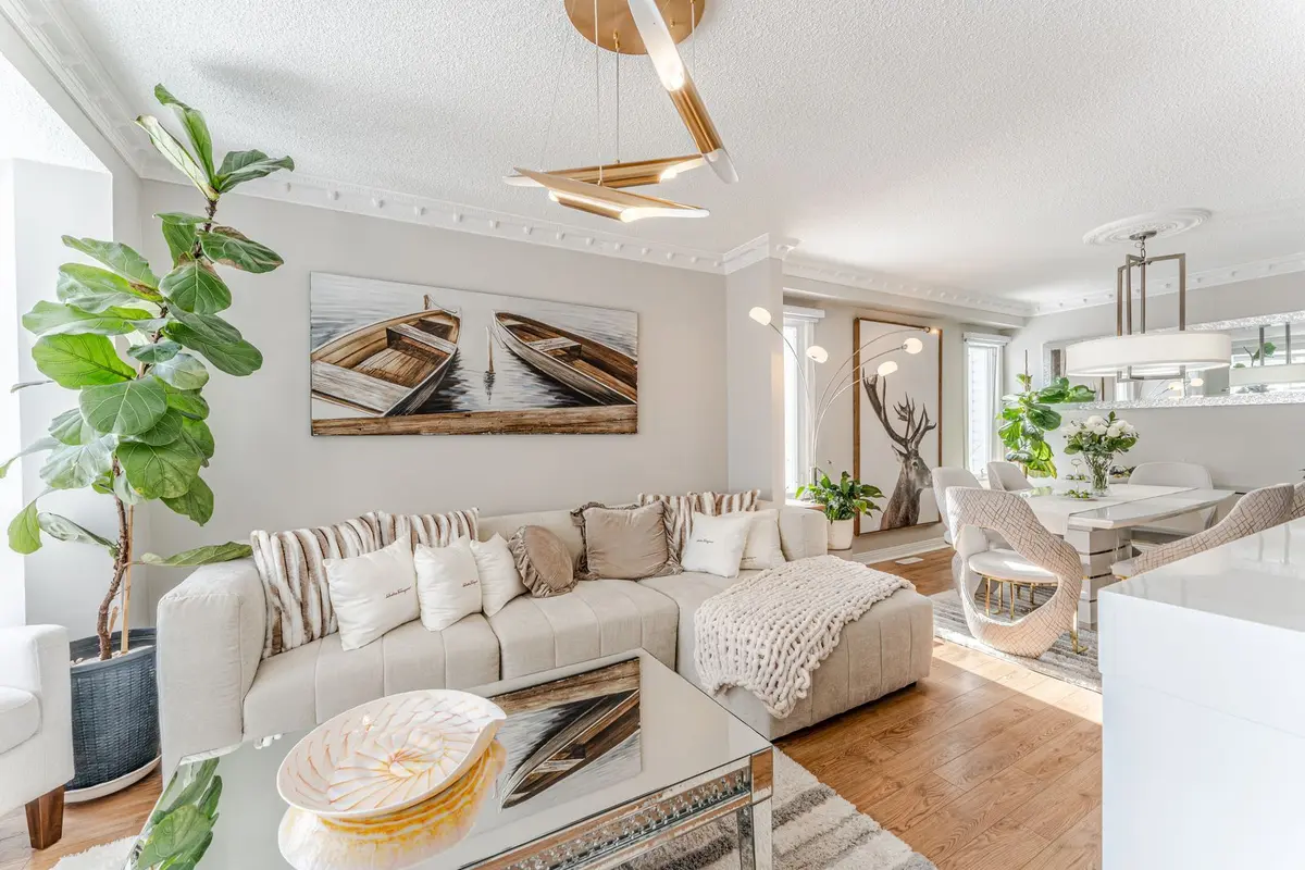 153 Browning TRL, Barrie, ON L4N 6R2