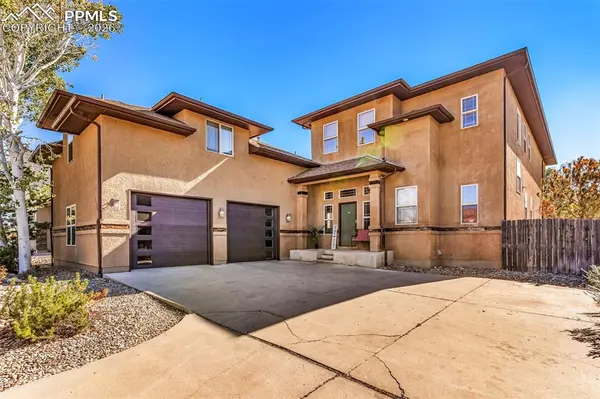 4720 Desert Candle DR, Pueblo, CO 81001