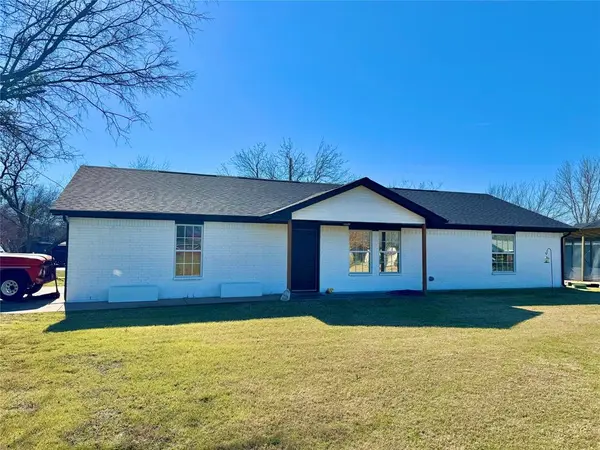 704 Shady Grove Court, Granbury, TX 76049