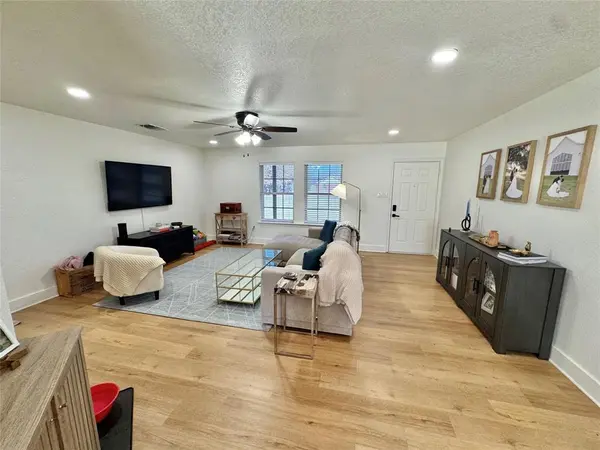 704 Shady Grove Court, Granbury, TX 76049