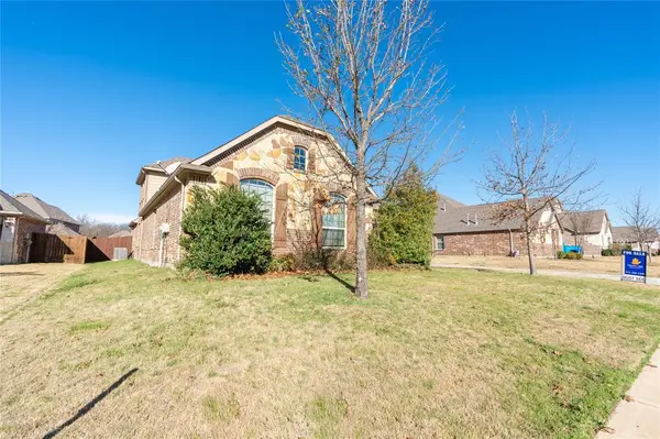 9101 Waters Lane, Rowlett, TX 75089
