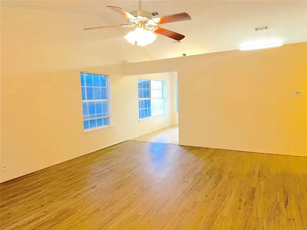 769 Windridge Lane, Burleson, TX 76028