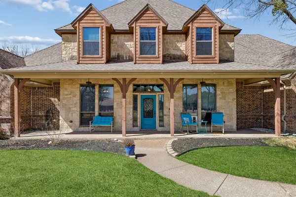 9525 Dickson Road, Fort Worth, TX 76179