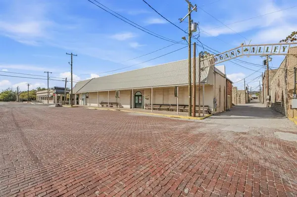 127 S Patrick Street, Dublin, TX 76446
