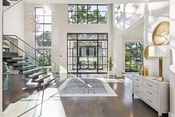 1609 Meandering Way Drive, Westlake, TX 76262