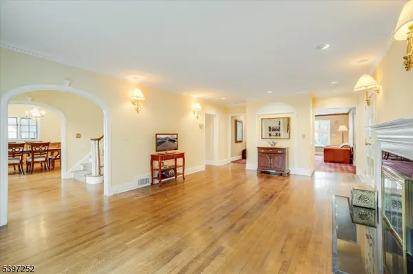 74 Duffield Dr, South Orange Village Twp., NJ 07079