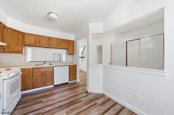 303 Maplecrest Rd, Edison Twp., NJ 08820