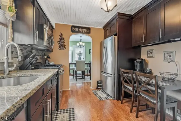 11 Beech St, Cedar Grove Twp., NJ 07009