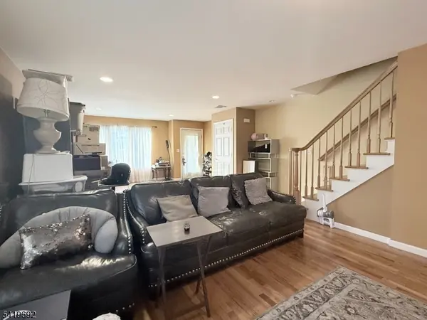 58 B River St, Lodi Boro, NJ 07644