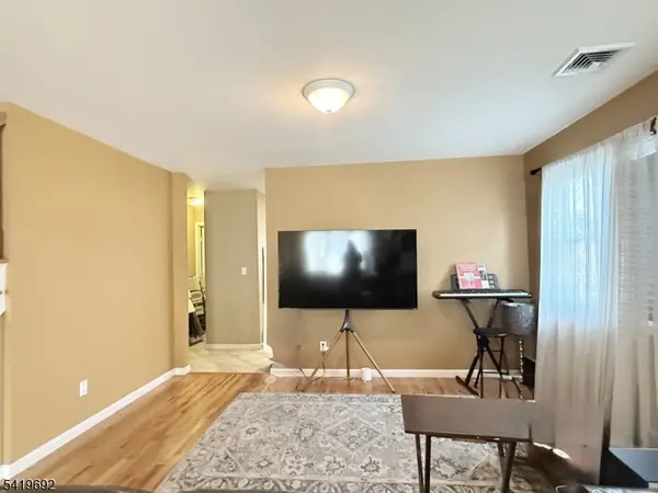 58 B River St, Lodi Boro, NJ 07644