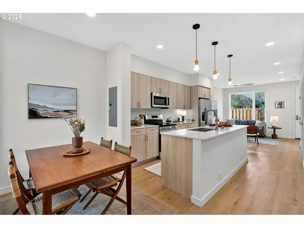 7256 NE Going ST, Portland, OR 97218