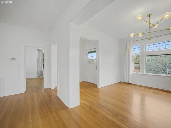 4074 NE 7TH AVE #A&B, Portland, OR 97212