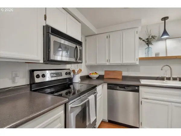 2550 NW PRINCESS ST #102, Corvallis, OR 97330