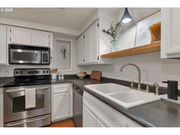 2550 NW PRINCESS ST #102, Corvallis, OR 97330