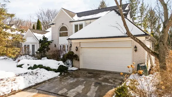 2009 Tibbitts CT, Ann Arbor, MI 48105