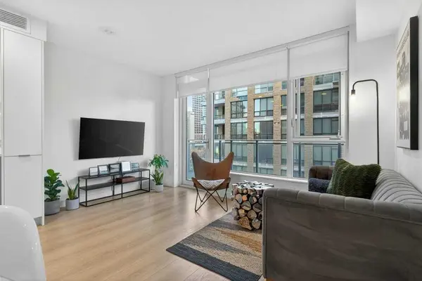 108 Waterfront CT SW #503, Calgary, AB T2P 1K7