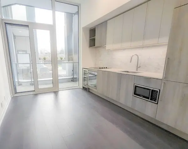 2020 Bathurst ST #201, Toronto C03, ON M5P 0A6