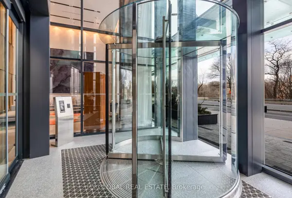 585 Bloor ST E #419, Toronto C08, ON M4W 0B3