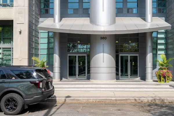 380 Macpherson AVE #317, Toronto C02, ON M4V 3E3