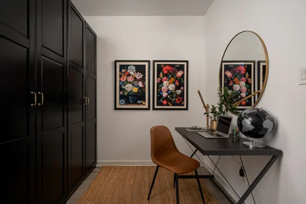 380 Macpherson AVE #317, Toronto C02, ON M4V 3E3