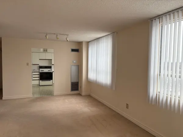 4 Park Vista N/A #1201, Toronto E03, ON M4B 3M8