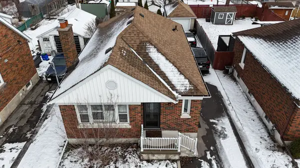67 Highland AVE, Oshawa, ON L1H 6A4