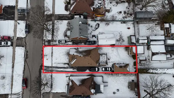 67 Highland AVE, Oshawa, ON L1H 6A4