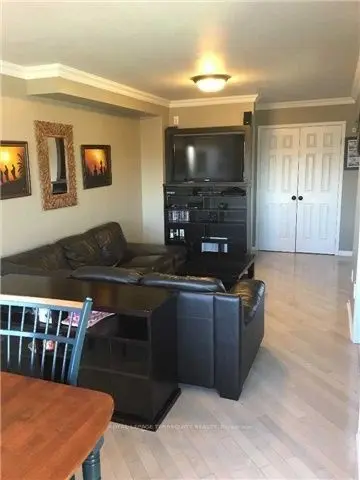 284 Pinnacle TRL, Aurora, ON L4G 7G2