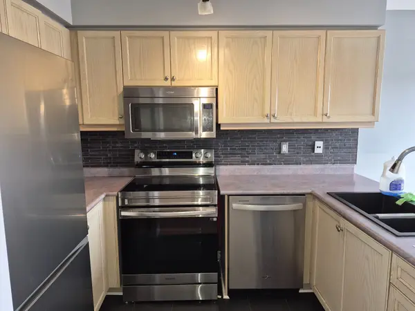 284 Pinnacle TRL, Aurora, ON L4G 7G2