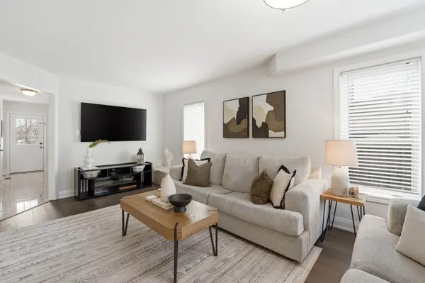 55 Christina CRES, Bradford West Gwillimbury, ON L3Z 0B1