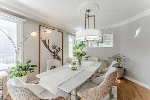 153 Browning TRL, Barrie, ON L4N 6R2