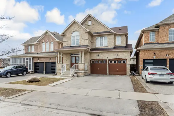 4 FOSSIL ST, Brampton, ON L6P 3G6