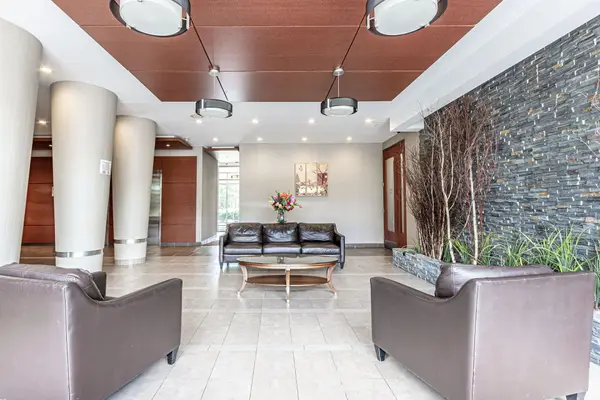 50 Kingsbridge Garden CIR #1508, Mississauga, ON L5R 1Y2