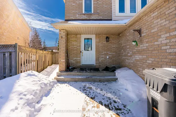 46 Nectarine CRES, Brampton, ON L6S 5Z1