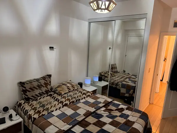 100 John ST #2408, Brampton, ON L6N 2S8