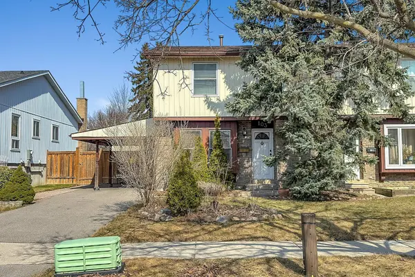 103 Nancy Mccredie DR, Brampton, ON L6X 2N4