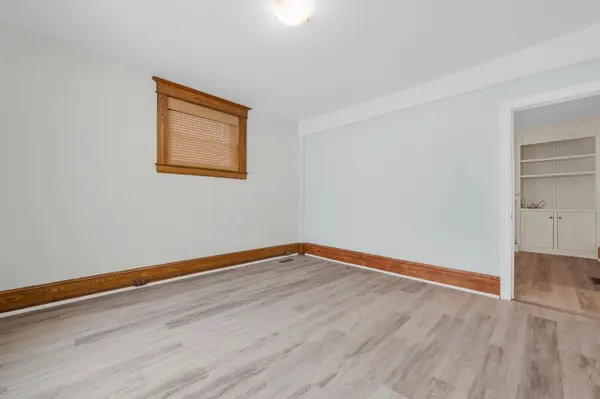 185 Foster AVE, Belleville, ON K8N 3P8