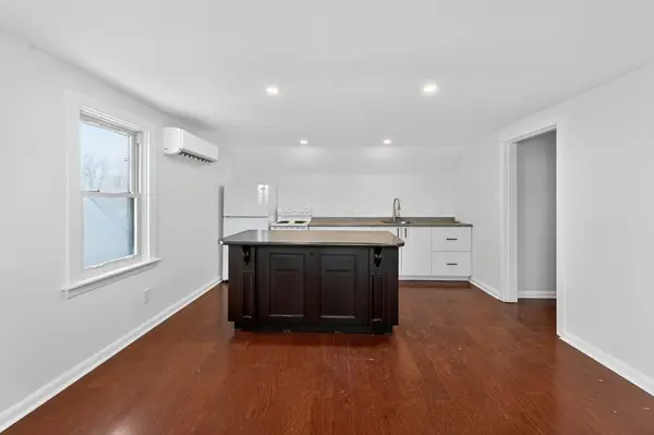 2657 Binbrook RD #2, Hamilton, ON L0R 1C0