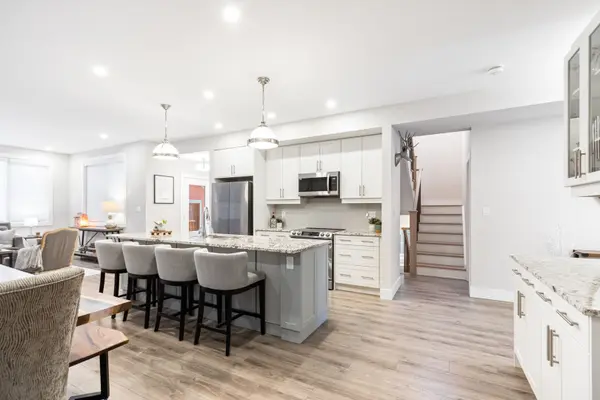 157 Courtland ST, Blue Mountains, ON L9Y 5L7