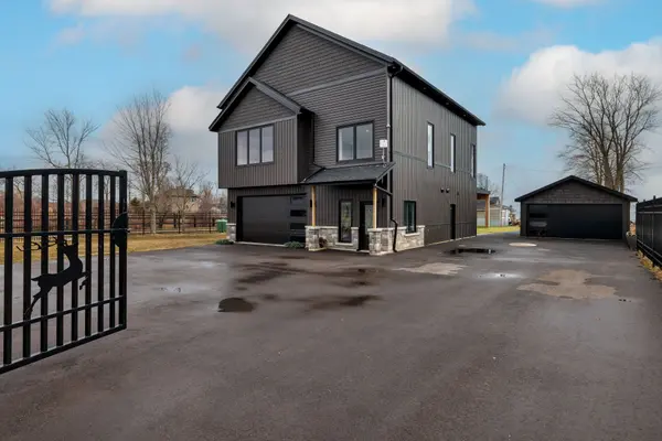 3184 Lakeshore RD, Haldimand, ON N1A 2W8