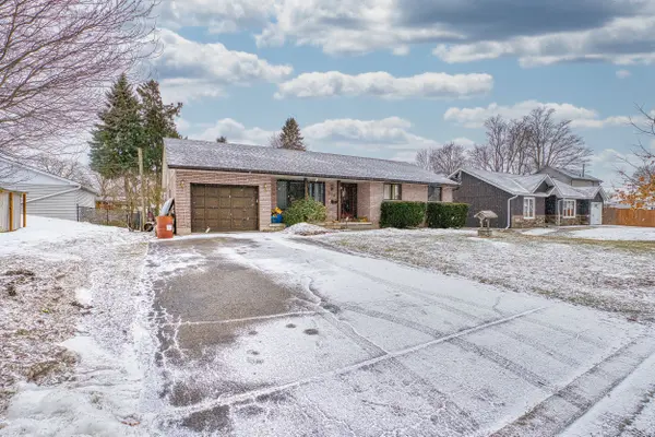 520 Victoria ST, Minto, ON N0G 2P0