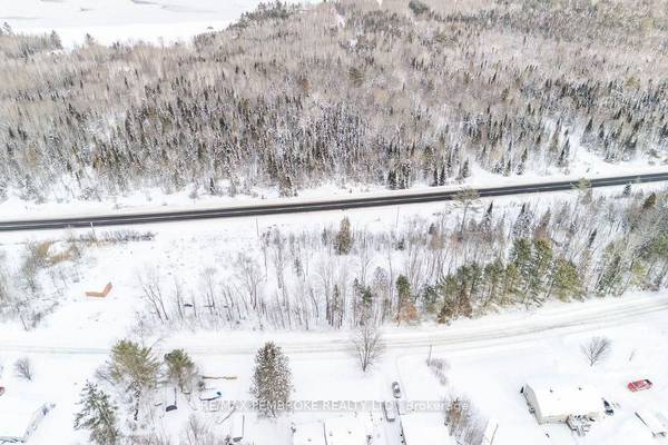 88 Lance RD, Laurentian Hills, ON K0J 1P0