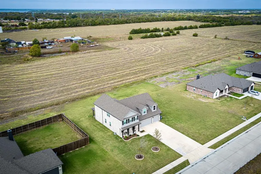 107 Cedar Elm Lane, Nevada, TX 75173