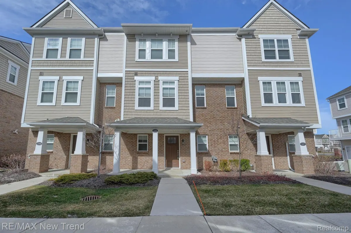 3293 CHAMBERS W, Wixom, MI 48393