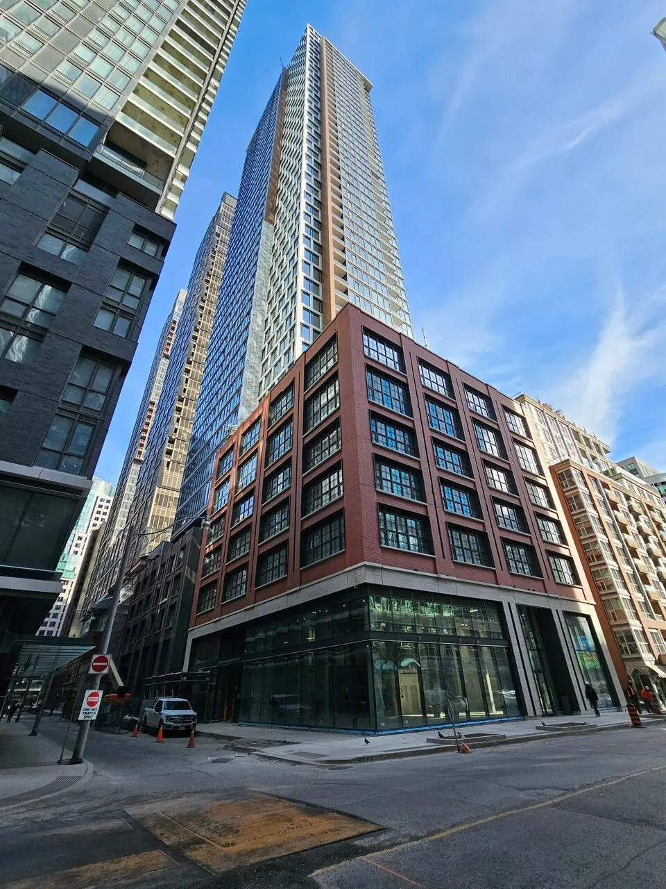 55 Mercer ST #3505, Toronto C01, ON M5V 0W4