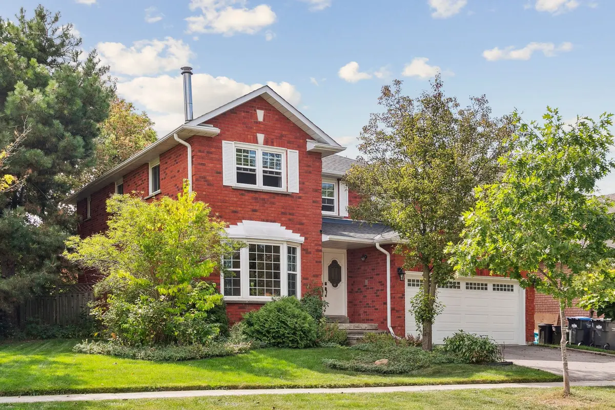 1823 The Chase N/A, Mississauga, ON L5M 2Y8